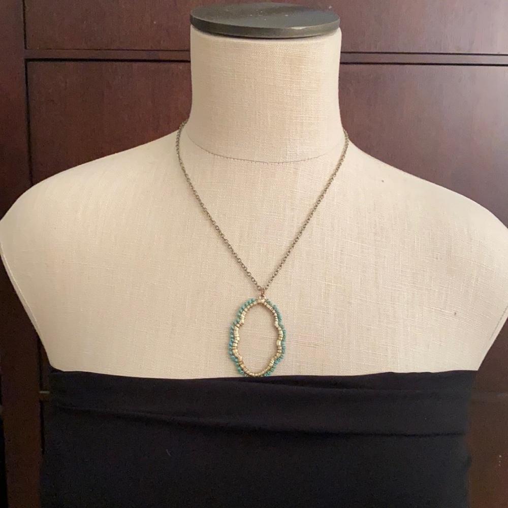 Ladies turquoise necklace